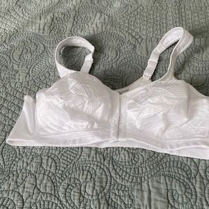 Playtex 18 hour Posture Boost Bra